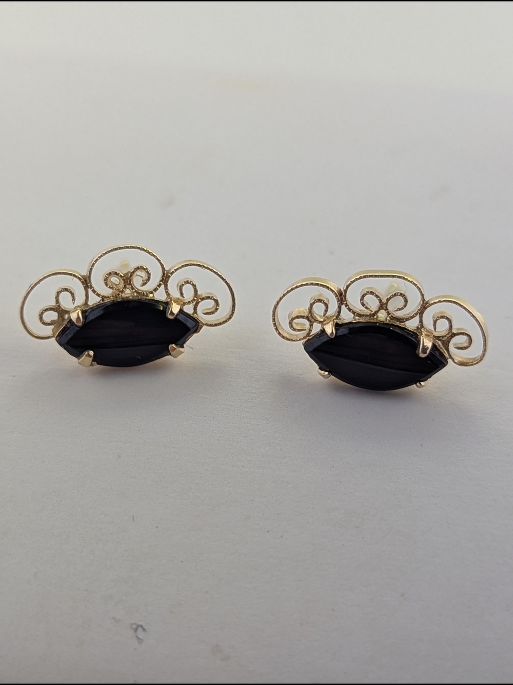 ✨ 10k Yellow Gold Filigree & Marquise Black Onyx Stud Earrings ✨